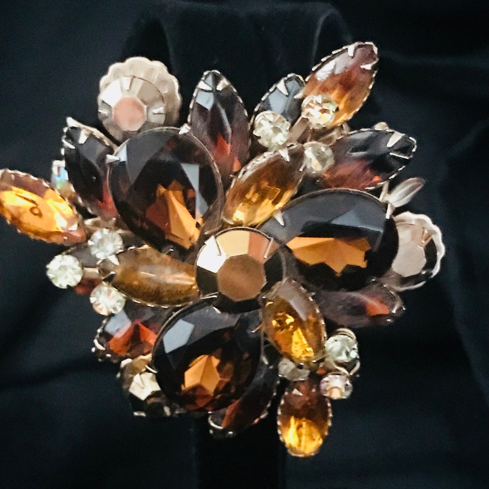 Vintage Rhinestone Brooch and Earring Set - Picture 2 of 4